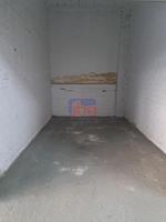 Plazas de garaje a la venta en zona Residencia. photo 0
