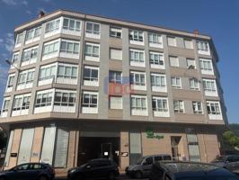 Plaza del Couto. Apartamento sin muebles nuevo en alquiler. photo 0