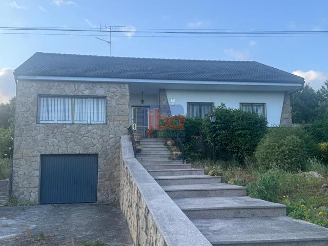 Casa para entrar a vivir en Xinzo de Limia. photo 0