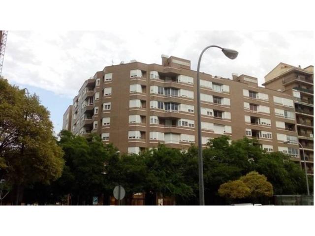 Local en venta en Ensanches - Zabalguneak photo 0