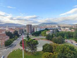 Piso en venta en Ensanches - Zabalguneak(31003) photo 0