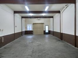 Local comercial en venta en Cocentaina photo 0