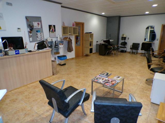 Local en venta en Cocentaina photo 0