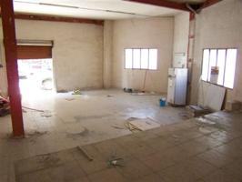 Local comercial de 2ª mano en venta photo 0