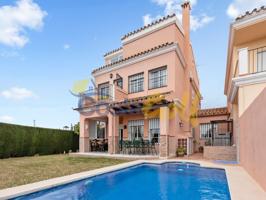 Villa En venta en Cancelada, Estepona photo 0