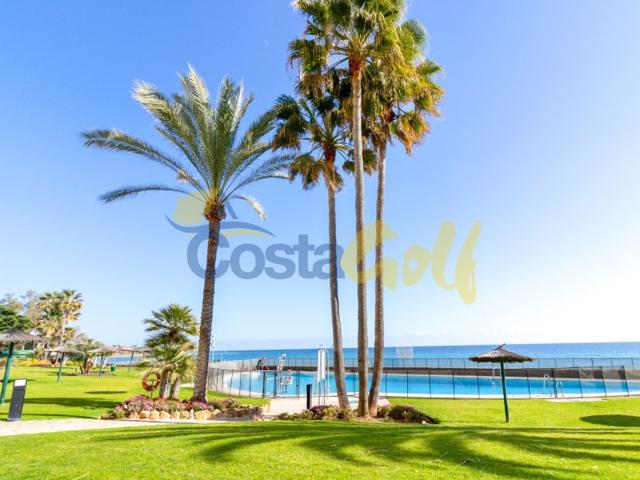 Piso En venta en Estepona photo 0