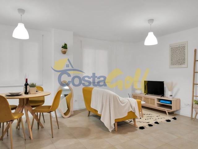 Piso En venta en Centro, Estepona photo 0