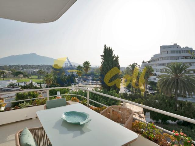 Piso En venta en Marbella photo 0