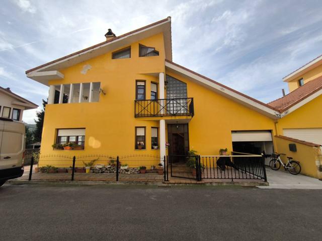 Venta de casa pareada photo 0