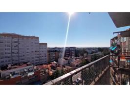 Reus. Av. Mediterrani. Amplia vivienda 4 hab. en venta photo 0