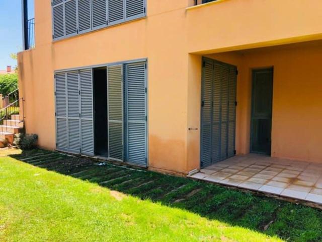Mont-roig del Camp. C. Costers. Piso 2hab. 2baños. Gran jardin photo 0