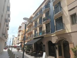 En pleno centro del puerto de Cambrils. Piso de 2 hab. 1 b. Terraza. Ascensor. photo 0