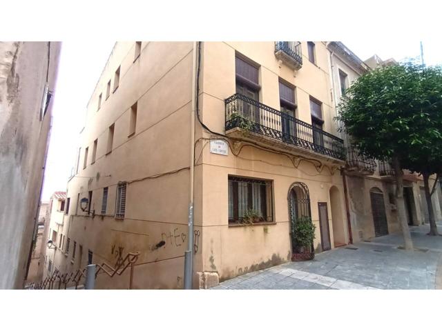 Constanti. Amplia vivienda de 3 hab. 2 baños. En venta photo 0