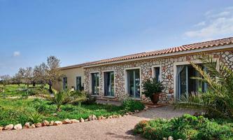 Mallorca, Campos, se vende moderna Finca con 5 dormitorios y gran piscina photo 0