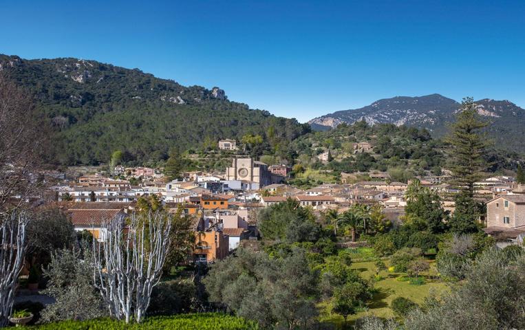 Magníficas casas nuevas en el encantador pueblo de Esporles, Tramuntana, Mallorca... photo 0