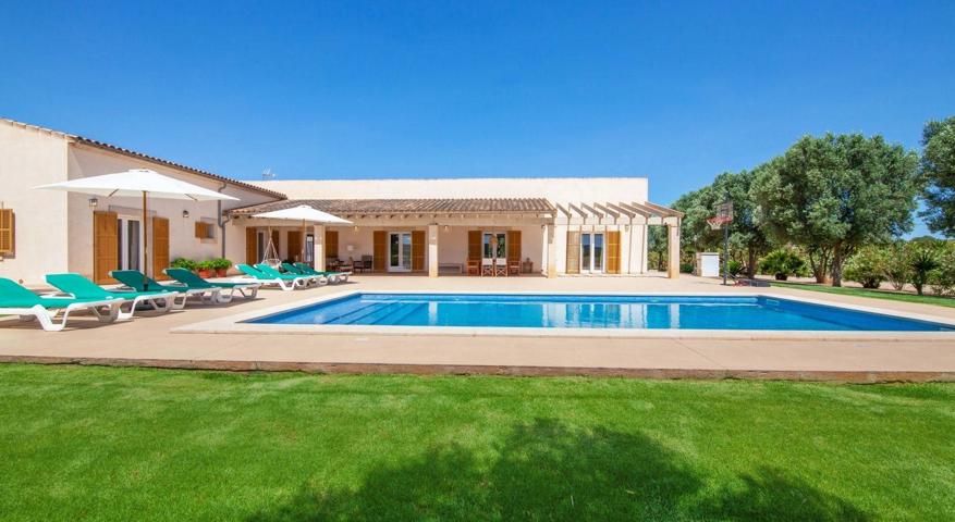 Mallorca, Campos, fantástica villa con licencia ETV, 4 dormitorios y piscina en venta photo 0