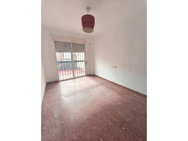 PISO 3 DORMITORIOS EN CHURRIANA DE LA VEGA photo 0