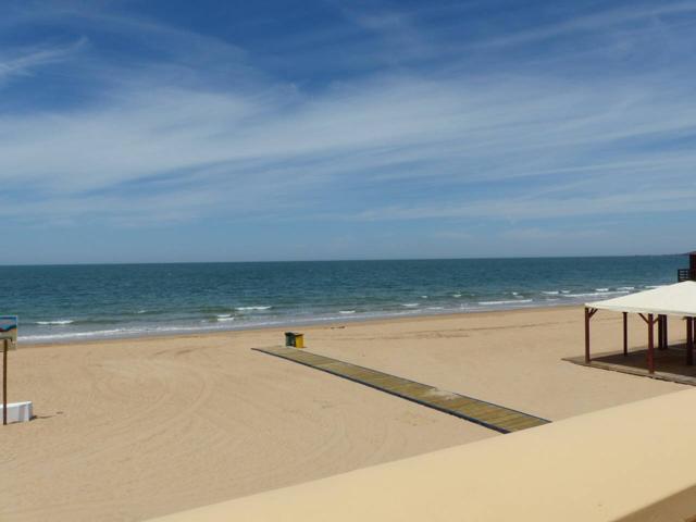 ¡¡¡BONITO PISO DE TRES DORMITORIOS CERCA DEL SANTUARIO DE REGLA!!! photo 0