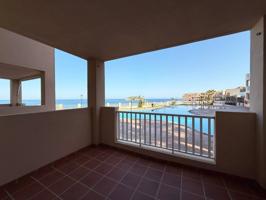 Apartamento en 1ª línea con vistas al mar photo 0