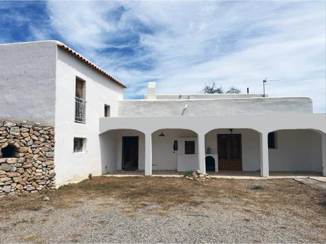 Finca rústica con casa payesa en San Vicente - Ibiza photo 0