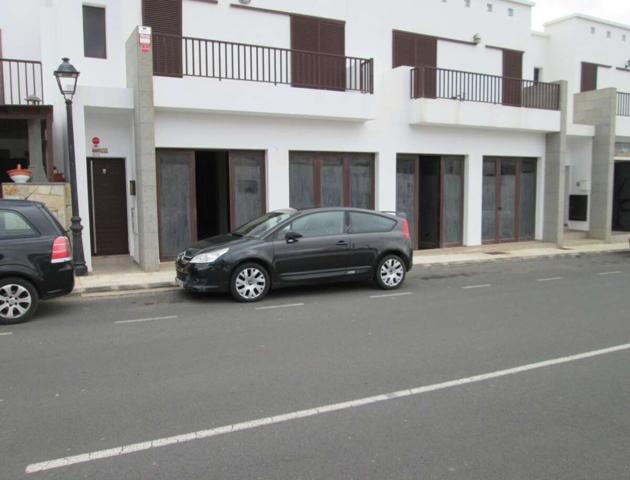 Locales en Tahiche photo 0