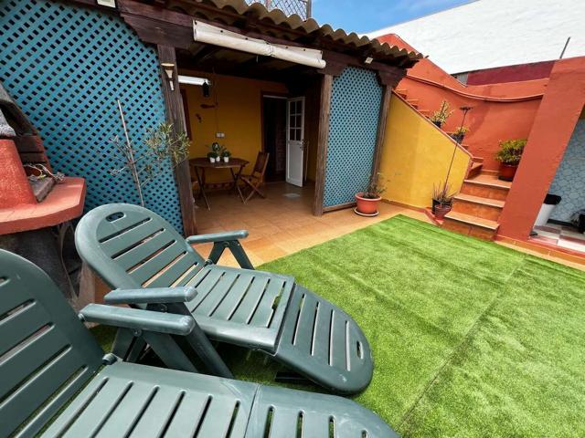 Vivienda céntrica en Gáldar, amplia y con azotea privada. photo 0