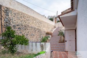 Casa En venta en Centro, Almuñécar photo 0