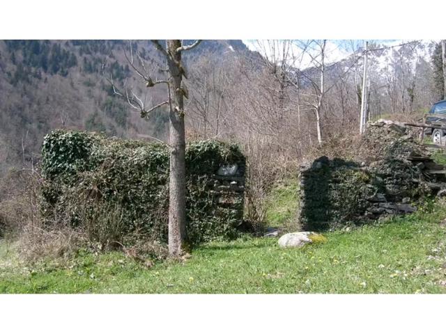 Terreno Urbanizable En venta en Bausen photo 0