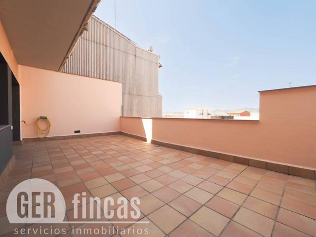 Con terraza y parking incluido en el precio photo 0