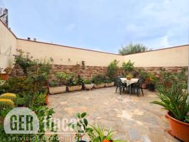 patio de 30m2, dos terrazas y parking photo 0