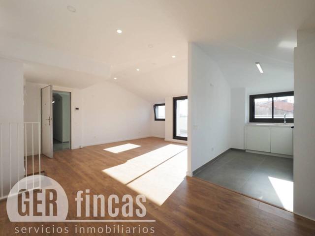 DÚPLEX INVERTIDO OBRA NUEVA SEGLE XX photo 0