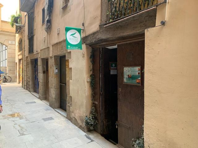 Local en venta en El Born, Barcelona photo 0