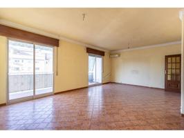 Ya a la venta este espectacular piso en calle Pedro Antonio de Alarcón esquina con calle Recogidas. La vivienda original photo 0