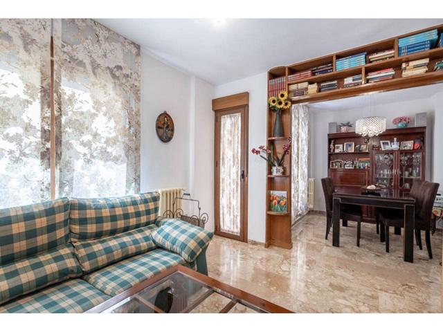 ¿Buscas un hogar totalmente reformado con estilo y ubicación inmejorable? Te presentamos esta auténtica joya en el casco photo 0