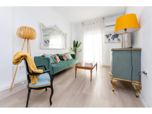Se vende magnífica propiedad con LICENCIA TURÍSTICA ACTIVA en la cotizada zona del Paseo del Salón, en pleno centro de G photo 0