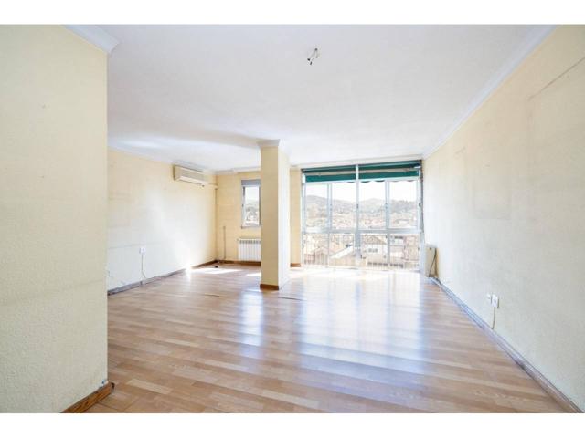 Oportunidad unica en altura, planta duodecima, 194 metros cuadrados, Zona muy consolidada y todo tipo de servicios, metr photo 0