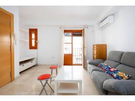 En venta apartamento en el corazón del Realejo Se ofrece acogedor apartamento en pleno centro del emblemático barrio del photo 0