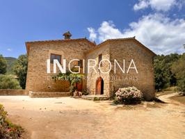 Masía con encanto en Canet d’Adri – Alquiler de larga duración photo 0