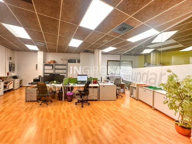 Local con rentabilidad en activo en Taialà (Girona) photo 0