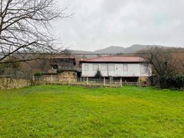 Casa Rural- Caserío con casa, panera y parcela photo 0