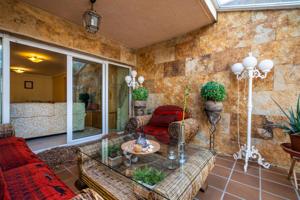 Se vende chalet pareado con gran parcela y luminoso en Guadarrama photo 0