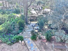 Vivienda luminosa con estudio, garaje y jardín en Begur photo 0