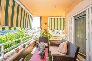 Casa individual en venta con jardin y garaje privado en mas Romeu photo 0