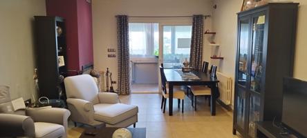 Casa independiente en venta en Sils photo 0