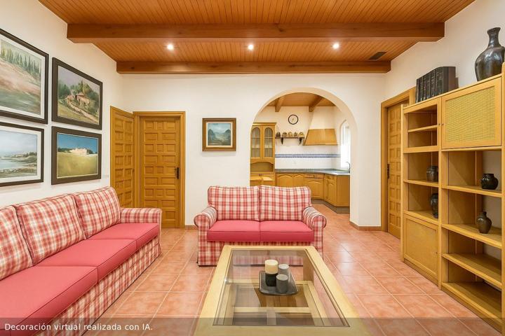 Apartamento y garaje en planta baja para utilizar también como local comercial photo 0