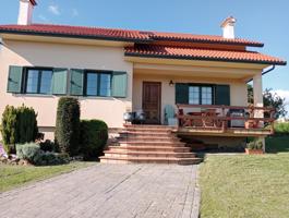 VIVIENDA UNIFAMILIAR PLANTAS BAJA Y BAJO CUBIERTA, VISTAS MAR EN ENTORNO ACOGEDOR Y BIEN COMUNICADO. photo 0