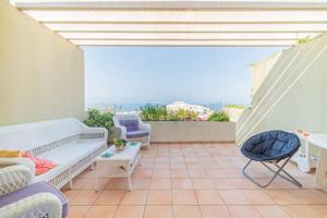 Tu refugio en Las Atalayas: privacidad, luz y terraza con vistas al mar photo 0