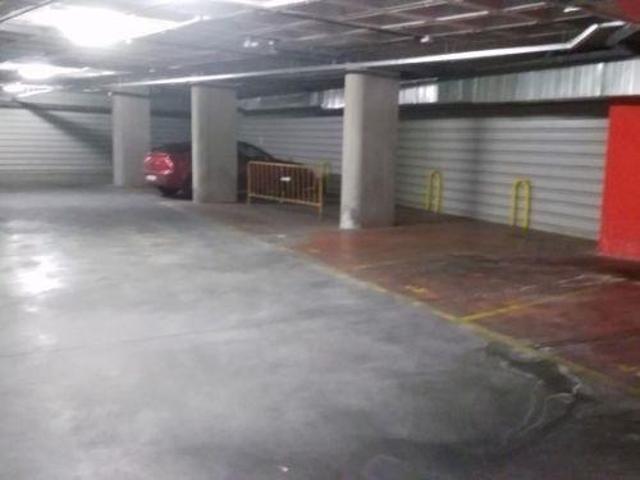Parking En alquiler en Simancas, Madrid photo 0