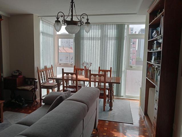 PISO 3 HAB CON GARAJE, MUY LUMINOSO Y UBICADO MEJORES ZONAS CORUÑA photo 0