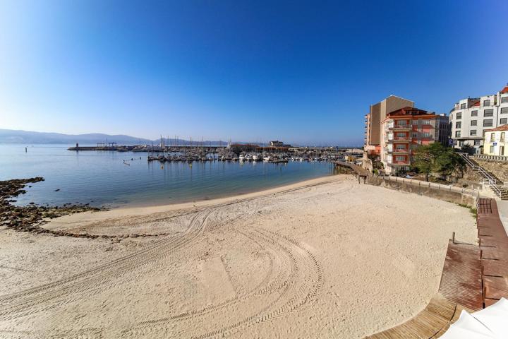 Piso con terraza y vistas al mar en Sanxenxo · 4 dormitorios · 2 garajes photo 0